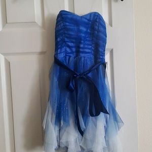 Strapless Blue lace tulle evening dress
